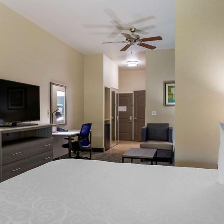 Best Western Plus Wasco Inn & Suites Luaran gambar