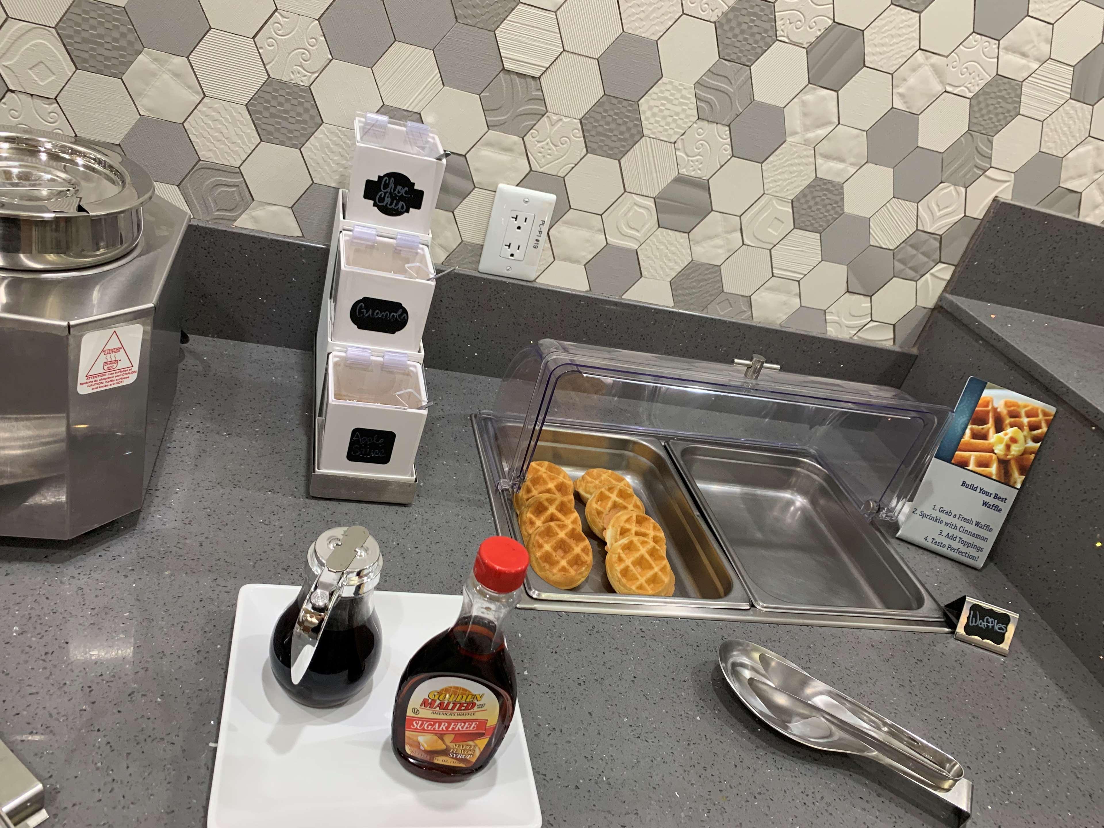 Best Western Plus Wasco Inn & Suites Luaran gambar
