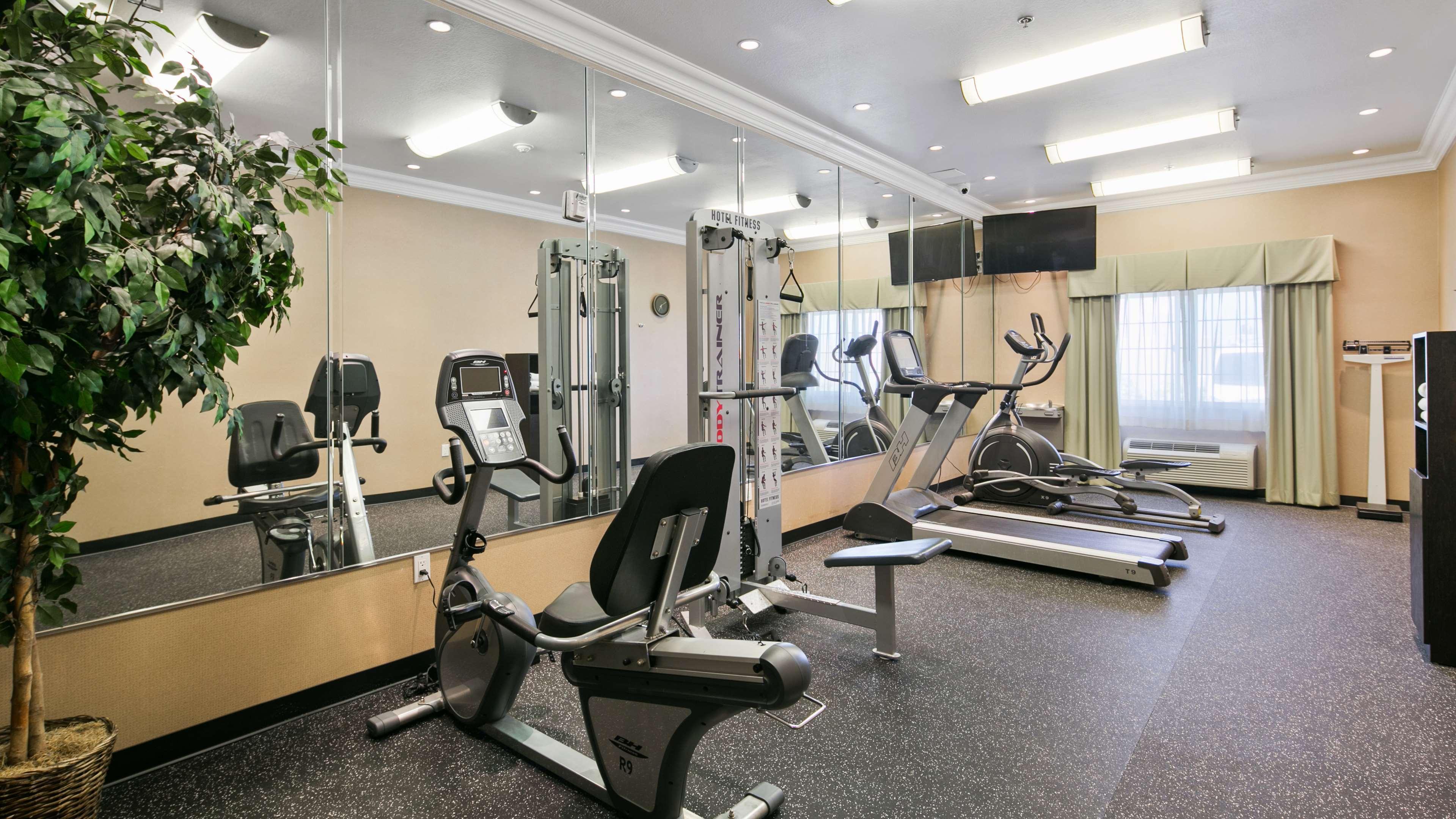 Best Western Plus Wasco Inn & Suites Luaran gambar
