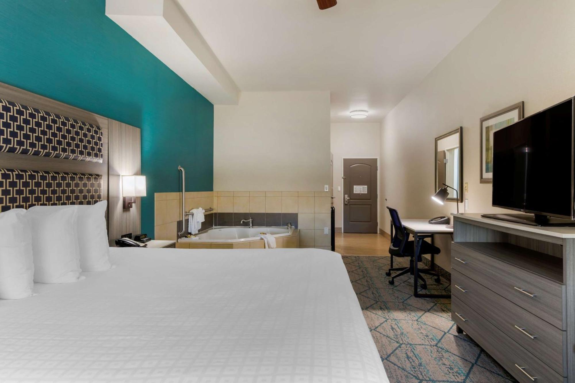 Best Western Plus Wasco Inn & Suites Luaran gambar