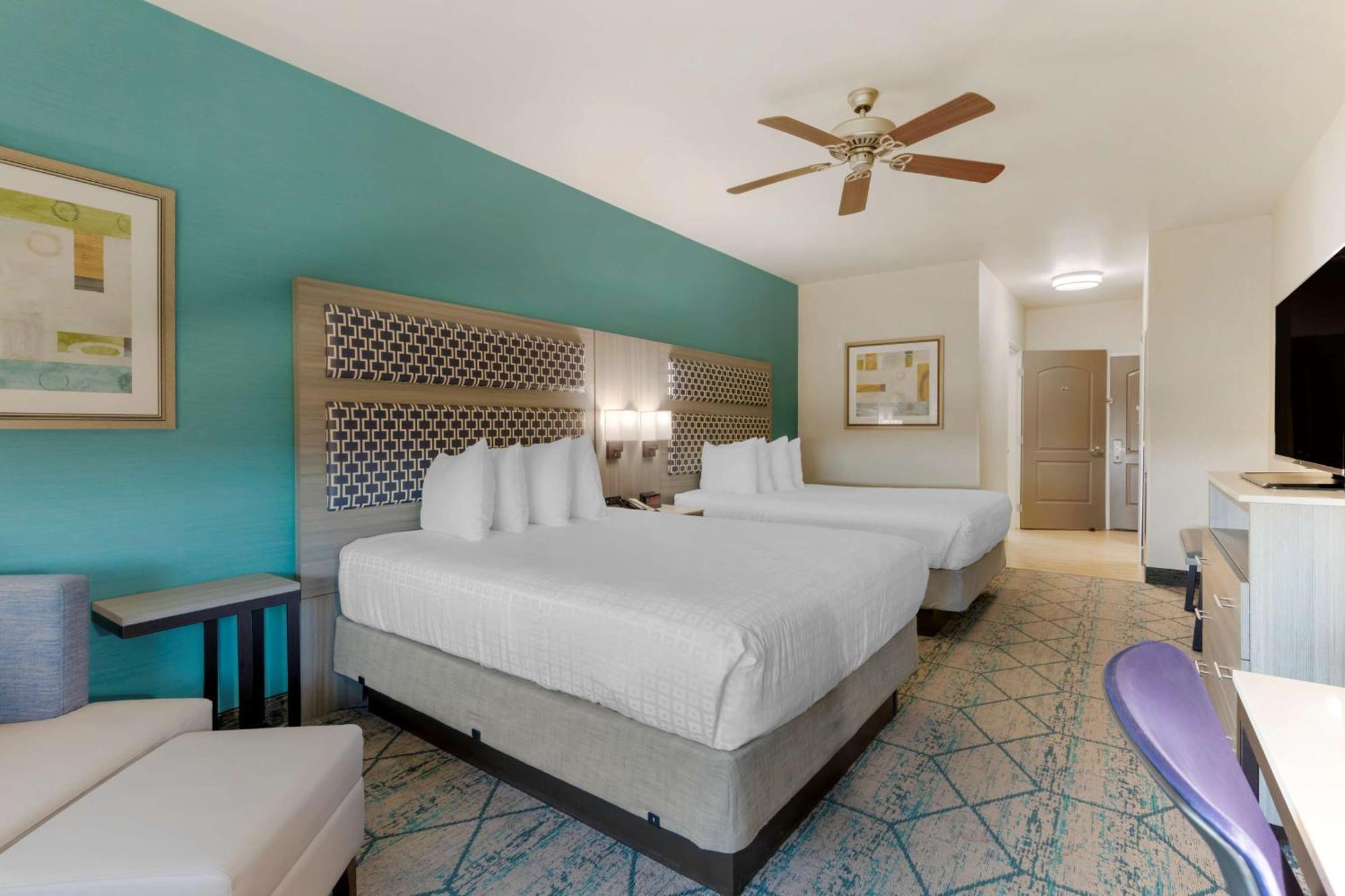 Best Western Plus Wasco Inn & Suites Luaran gambar