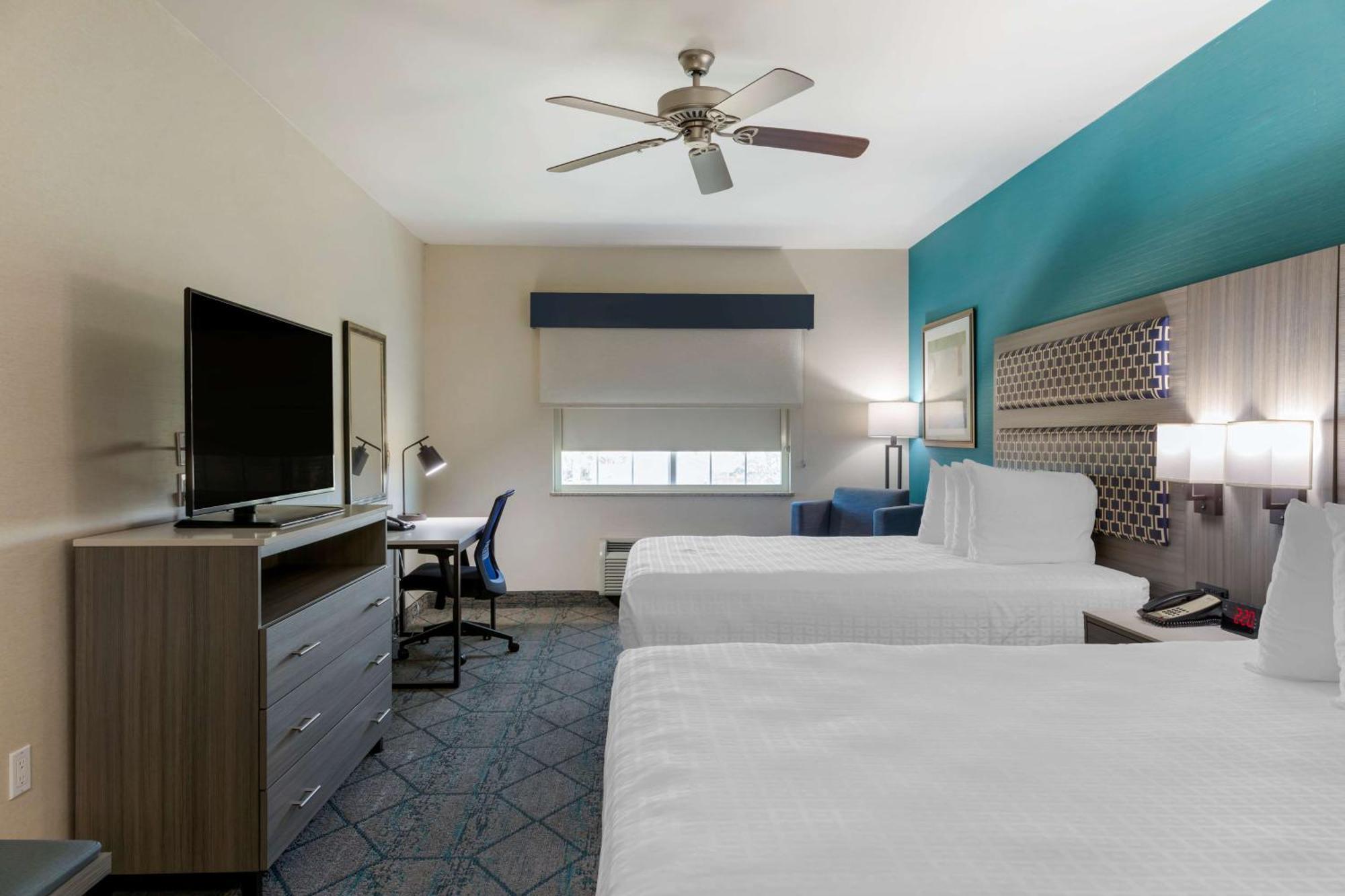 Best Western Plus Wasco Inn & Suites Luaran gambar