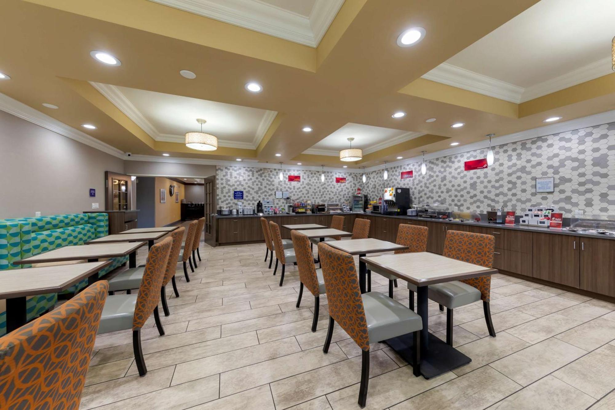 Best Western Plus Wasco Inn & Suites Luaran gambar