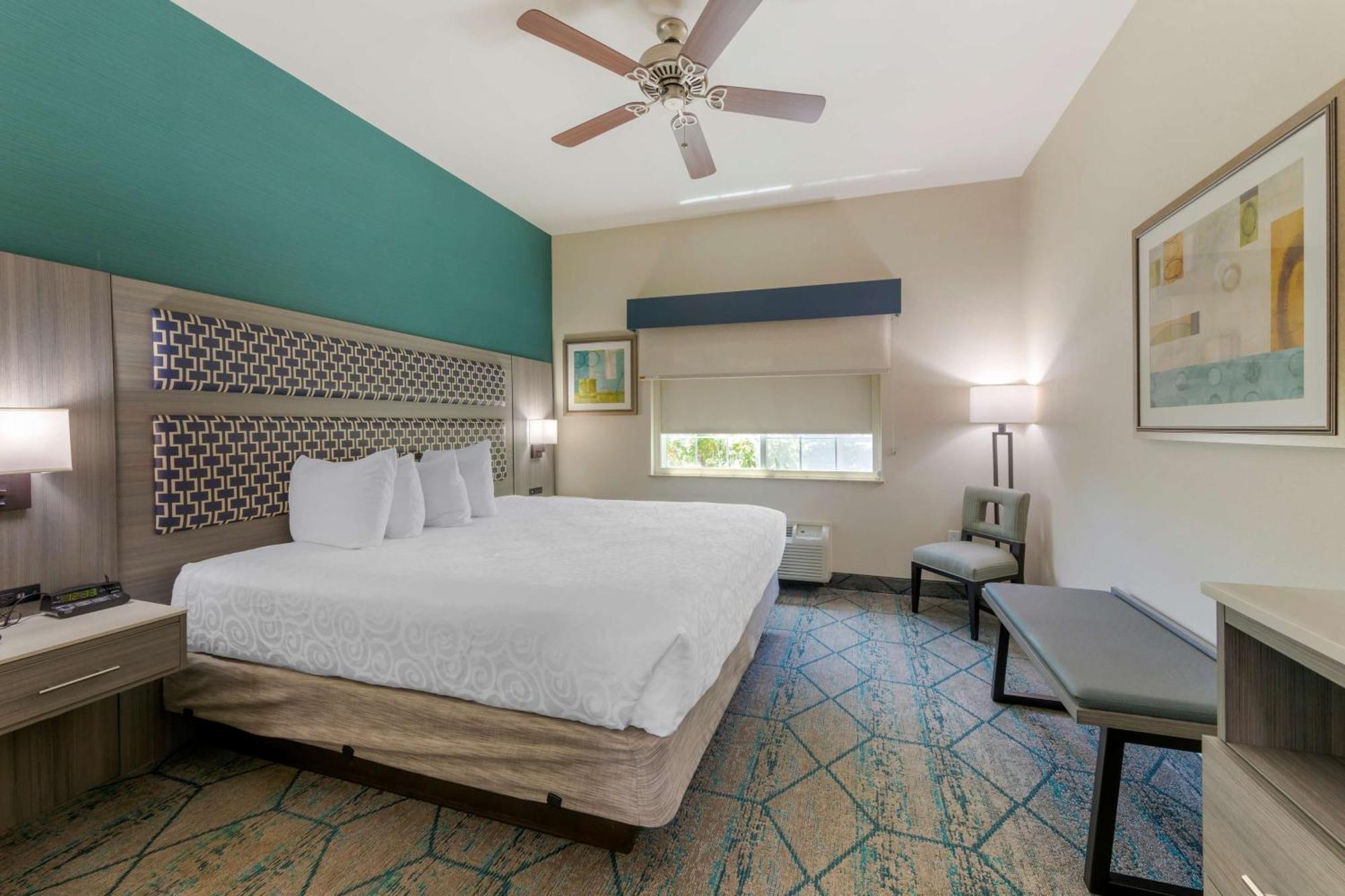 Best Western Plus Wasco Inn & Suites Luaran gambar