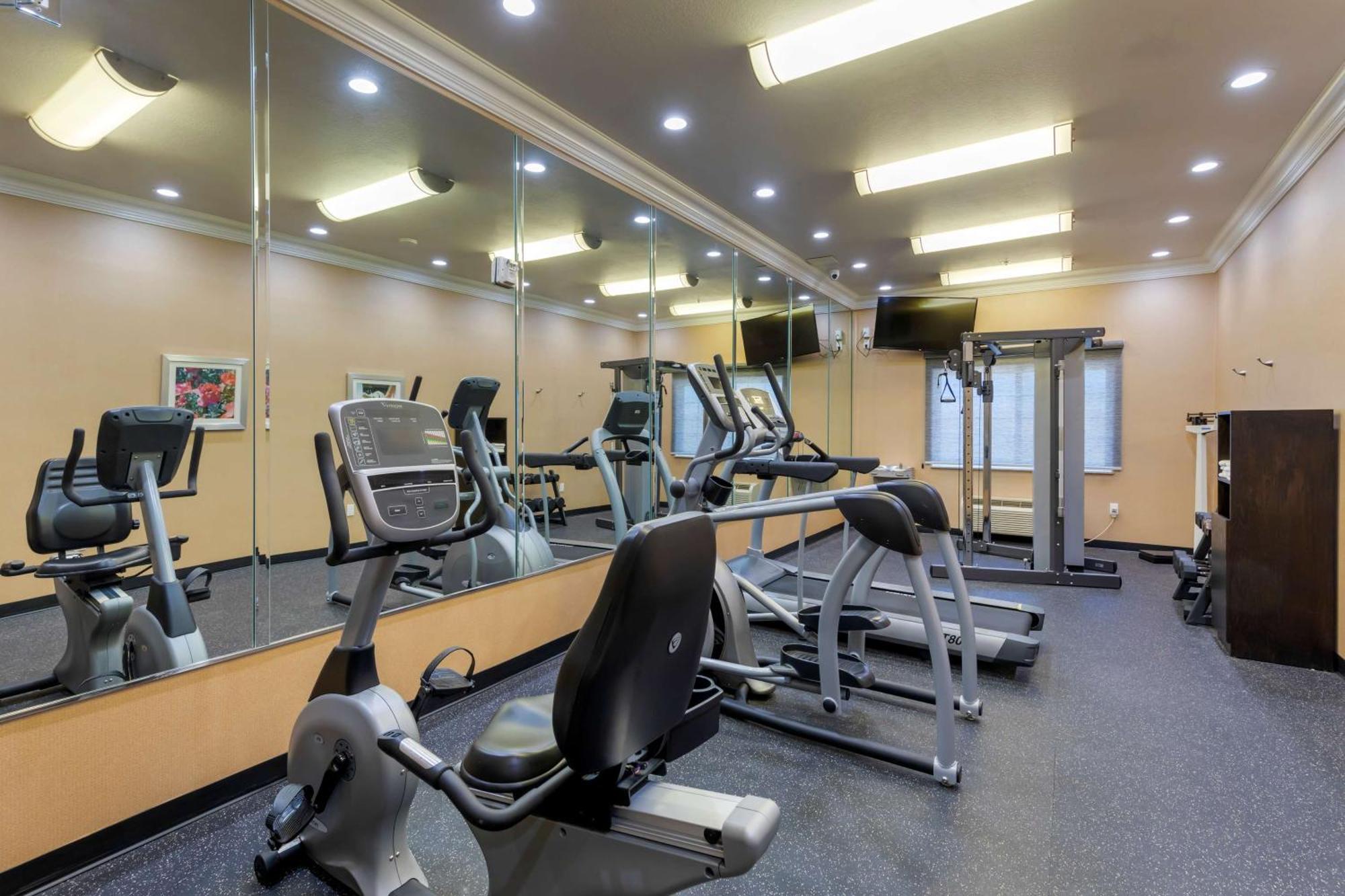 Best Western Plus Wasco Inn & Suites Luaran gambar