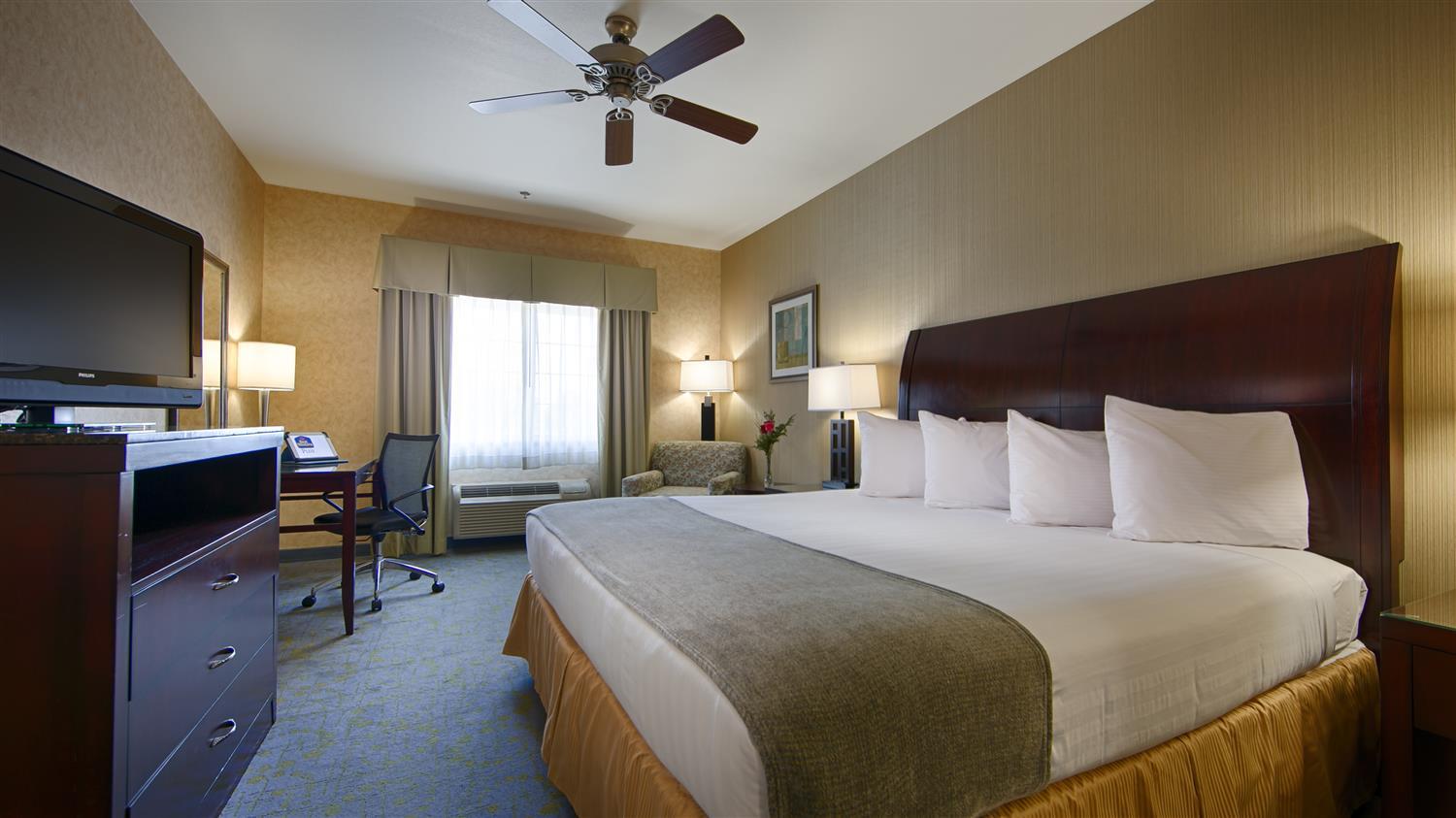 Best Western Plus Wasco Inn & Suites Luaran gambar